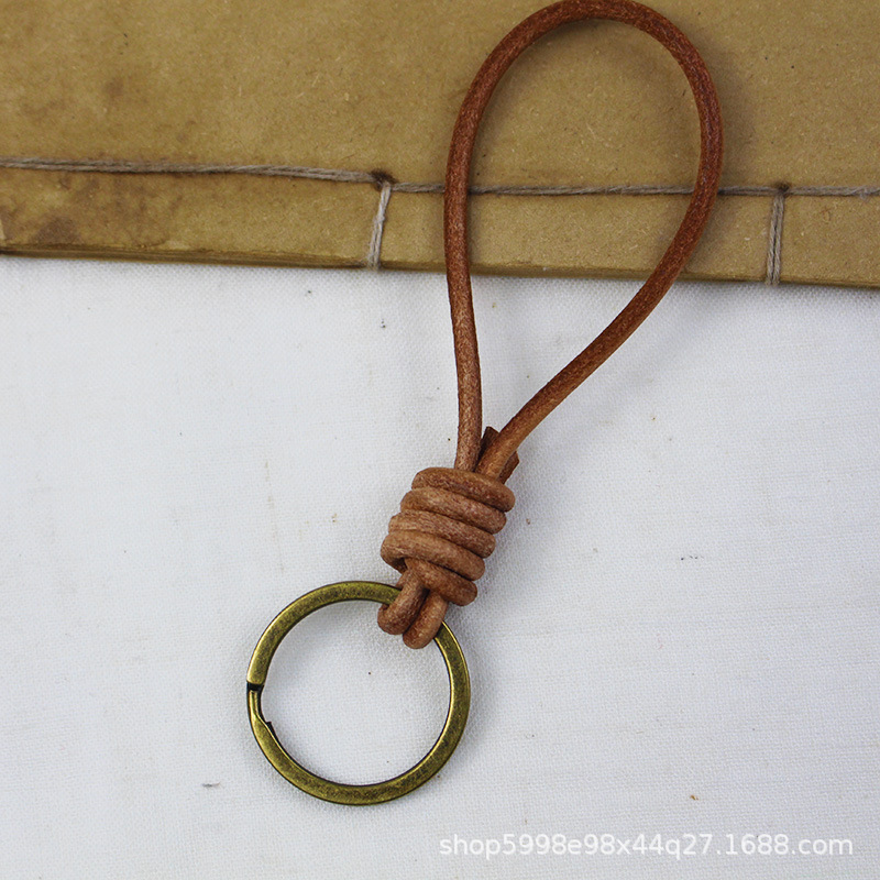 Handmade simple woven cowhide rope key ring couple pendant vintage car key rope buckle creative personality wholesale