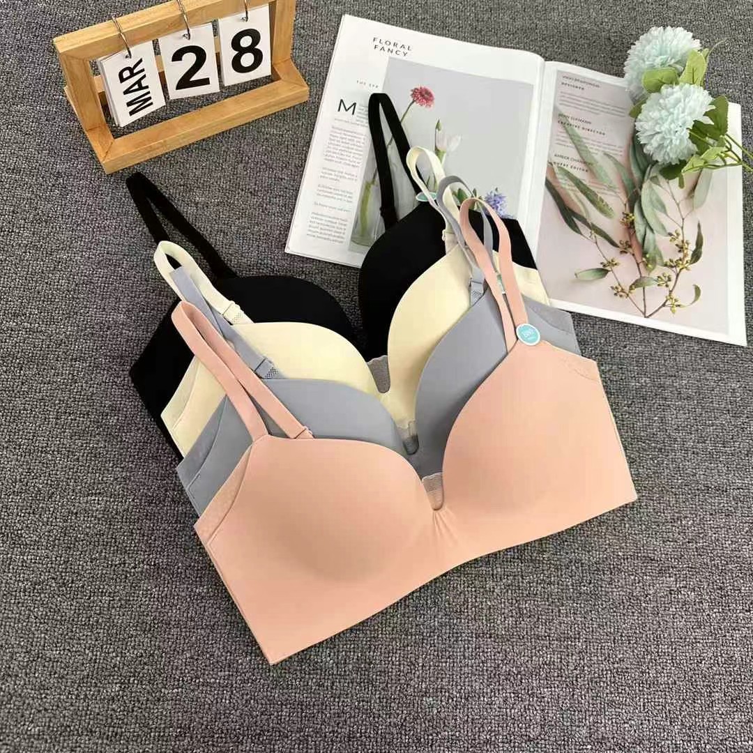 Inventario de bajo precio, 100 puntos, simple, brillante, cómodo, delgado, sin anillo de acero, soporte superior, ropa interior de micro-recolección, sujetador femenino