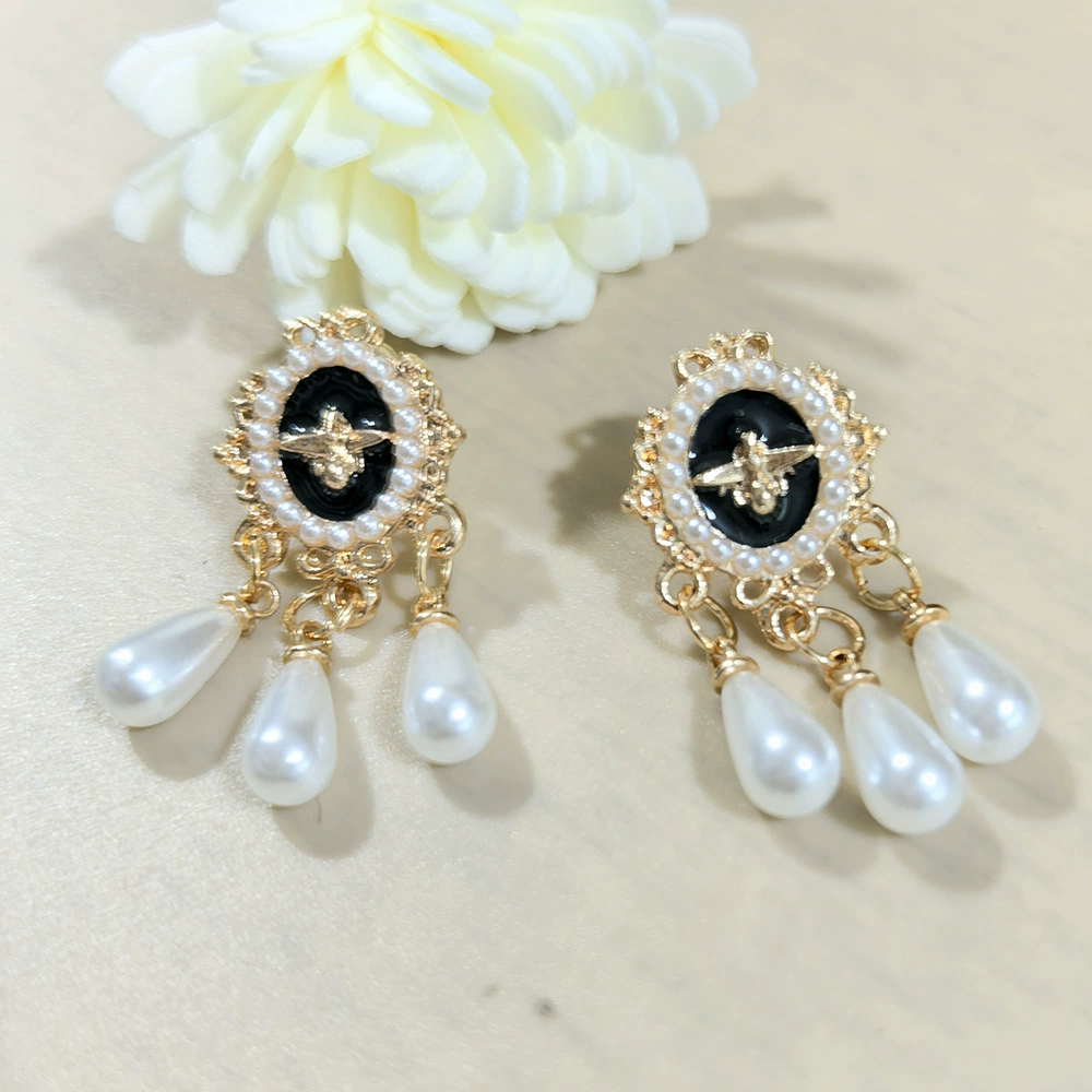 Ретро европейские и американские новые средневековые серьги Amazon, серебряные серьги с иглой, пчелой, жемчугом, серьги-капли, французские легкие роскошные серьги, оптовая продажа