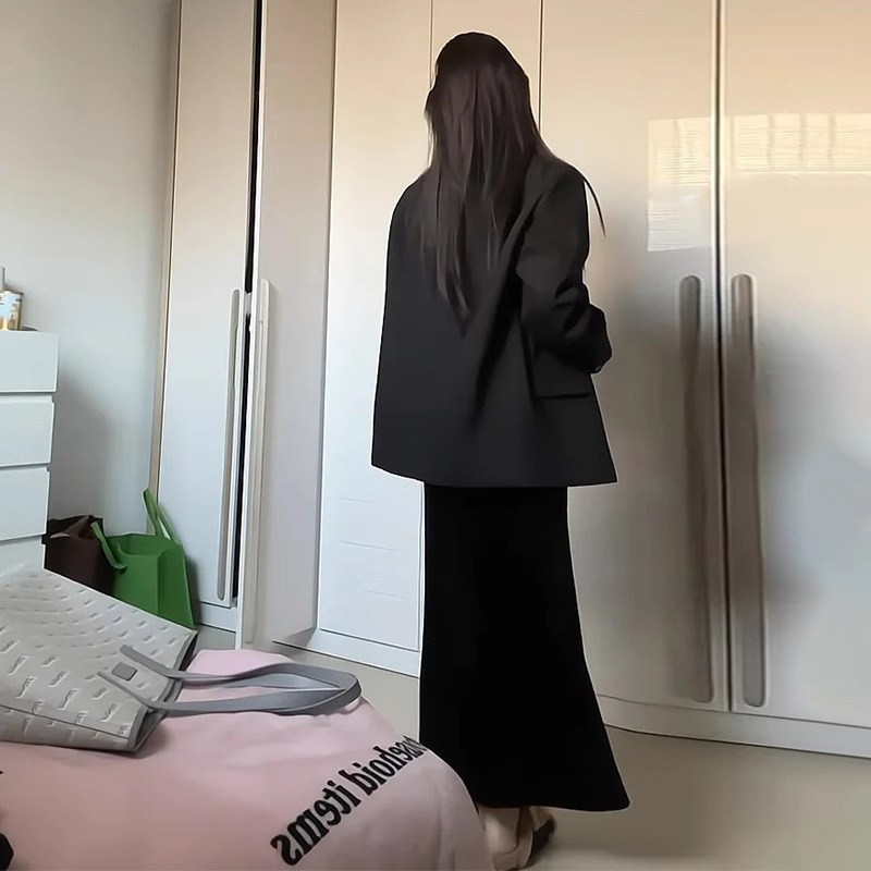 Korean-Style Super Stylish Black Blazer for Women, Spring and Autumn 2026 New Model, High-End Casual Small Suit for Petite Figures