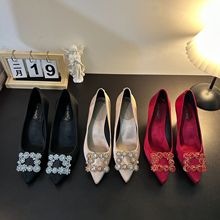 2025年法式绝美红色方扣水钻高跟鞋女尖头绸缎性感细跟不累脚婚鞋