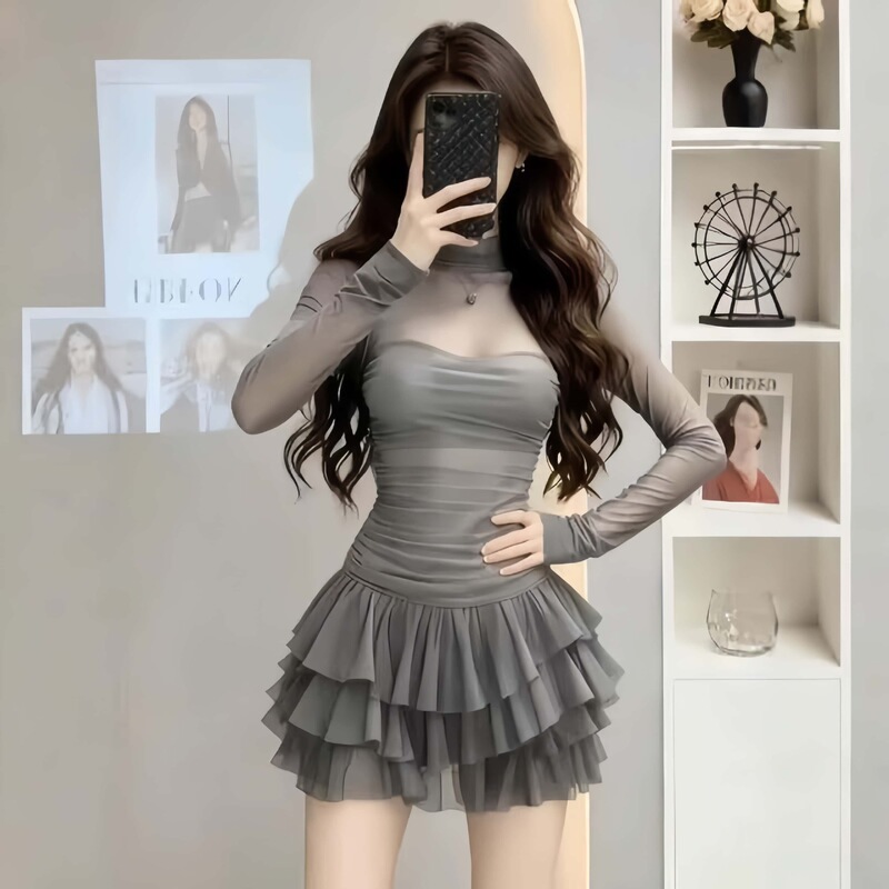 New Style Mesh Splicing Pleated Long-Sleeved Dress, High-End Women's Spring High-Neck French Banquet Dress Cake Dress