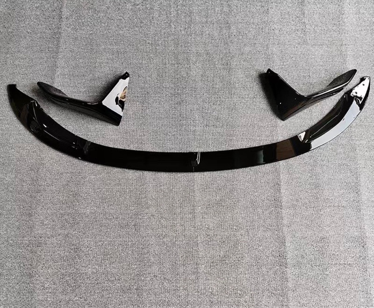For BMW M3/M4 Front Lip F80 F82 MP Style Gloss Black/Carbon Fiber