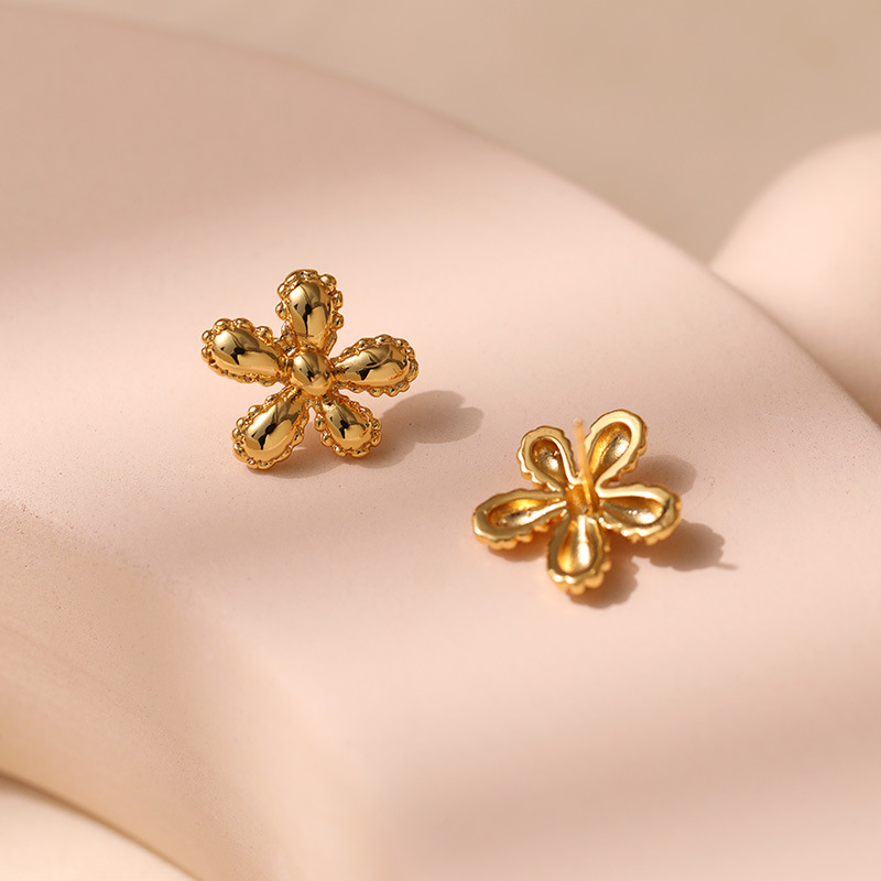 1 Pair Quantity 1 Pair Casual Sweet Flower Plating Copper 18k Gold Plated Ear Studs