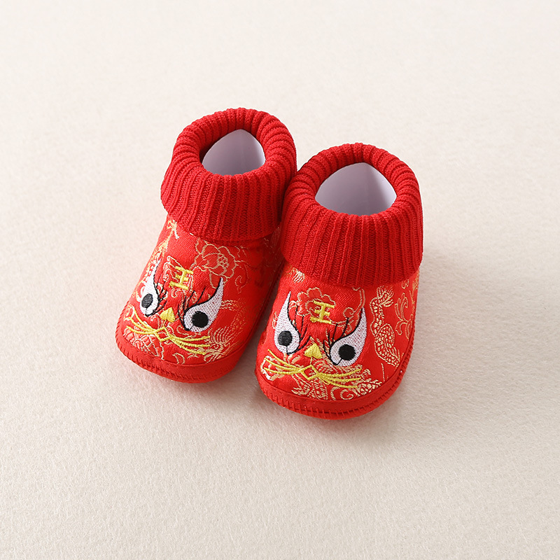 中国风宝宝鞋子冬季保暖软底棉鞋新年红色喜庆拜年鞋新生儿虎头鞋