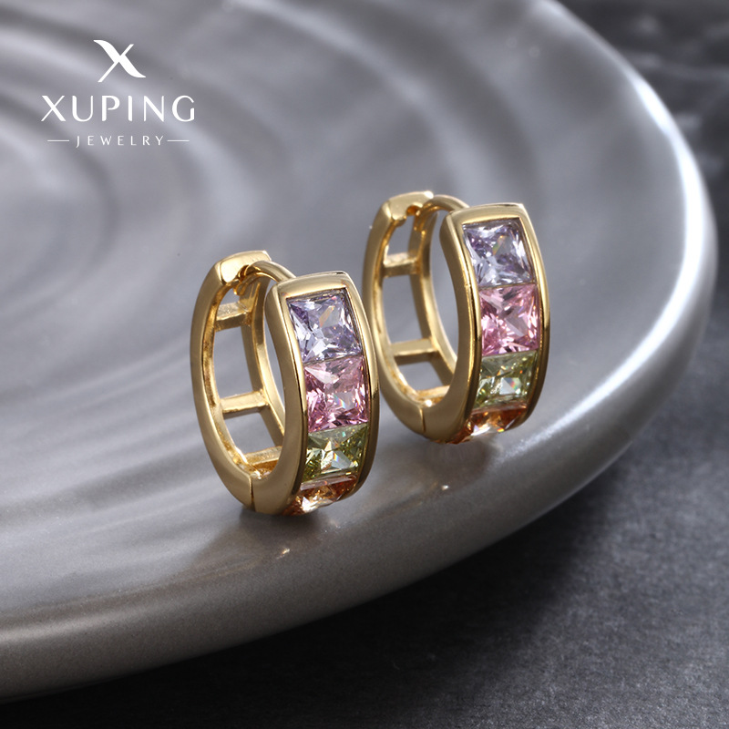 Joyas Xuping Pendientes cuadrados con incrustaciones de circonio Pendientes Pendientes de moda temperamento chapado en oro de 24K Pendientes de celebridades de Internet mujeres