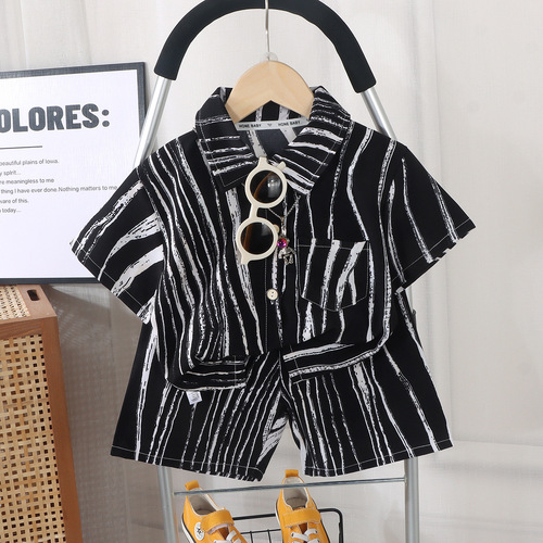 Style boys' new children's shirt suit summer short-sleeved outer wear casual thin medium and large children's clothing suit