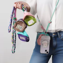 易拉得/扣;证件卡、挂绳;量衣卷尺