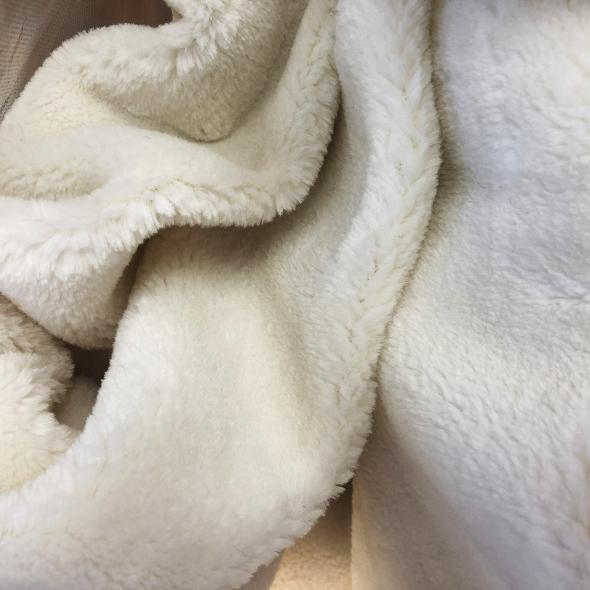 Nuevo camello de cachemira de granos Altai tela de peluche corta calentamiento chaqueta tela de peluche al por mayor