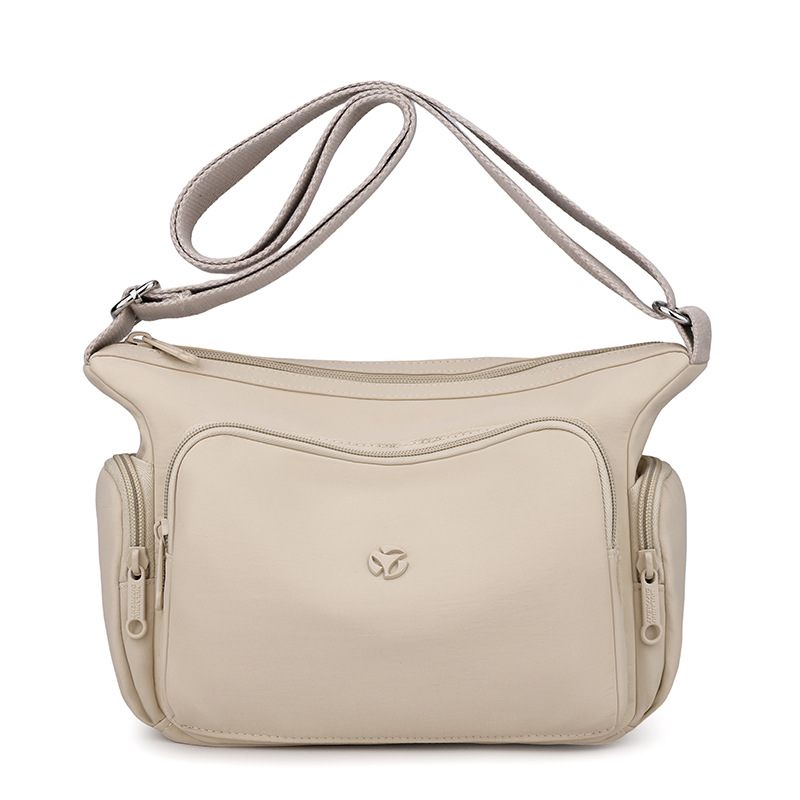 Lightweight Nylon Shoulder Bag For Women Multi-pocket Commuter Bag_voghion.com