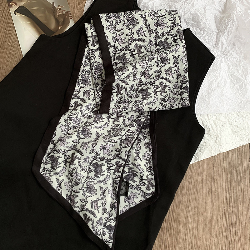 Primavera y otoño bufanda de seda coreana cinturón para el cabello bufanda larga de moda de doble capa para mujer bufanda de piel de seda de imitación bufanda de cuello fino bufanda profesional de todo fósforo