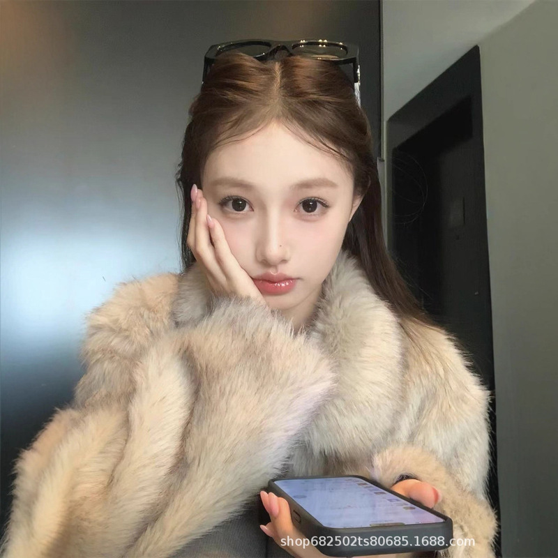 Hot New Color Returns Noble Crescent Goddess Imitation Finnish Environmentally Friendly Fox Fur Short Outwear Women's Winter Outwear