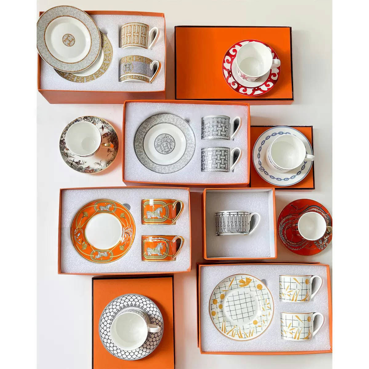 Corte europea transfronteriza retrógrada taza de café de porcelana casera doble taza de plato taza de cerámica taza de té de la tarde pareja