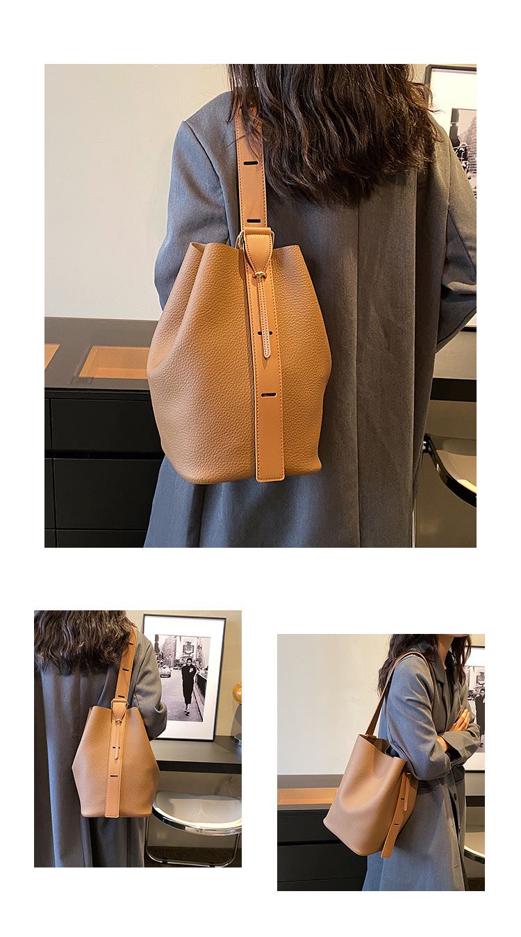 Nieuwe Retro Niche Design Tas voor Vrouwen Licht Luxe Hoge Esthetische Waarde Enkele Schouder Crossbody Tas Grote Capaciteit Brede Schouderband Emmer Tas_voghion.com