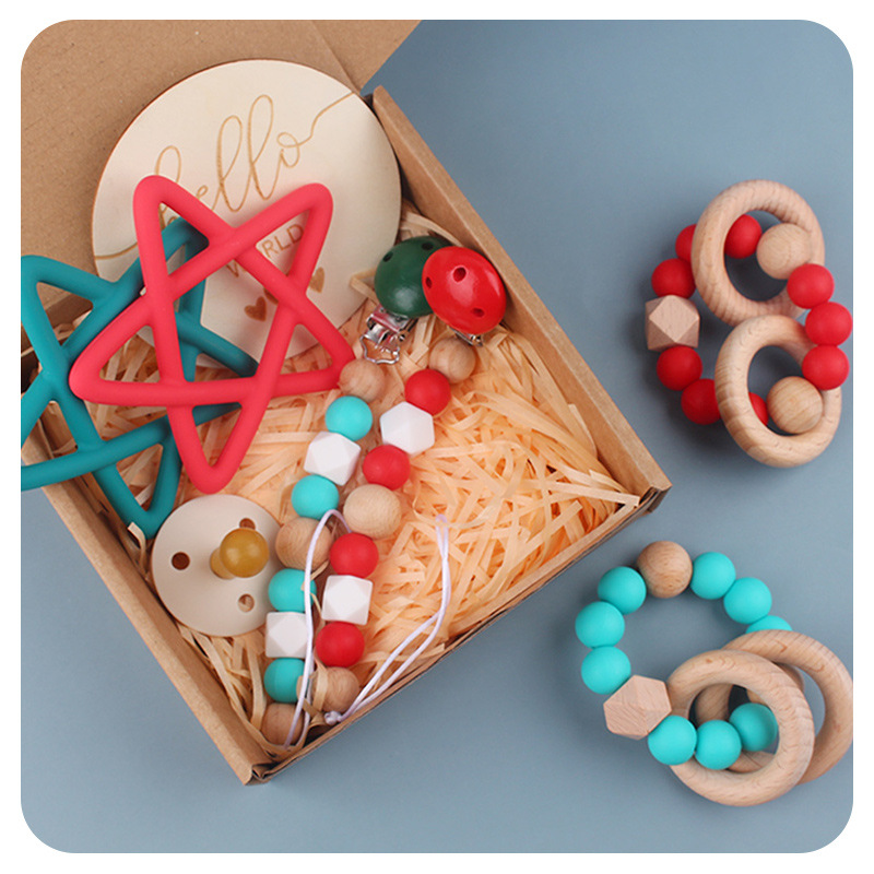 Nuevos bebés dibujos animados de silicona pentagonal serie de Navidad creativa bebé tetina cadena de cinco piezas set