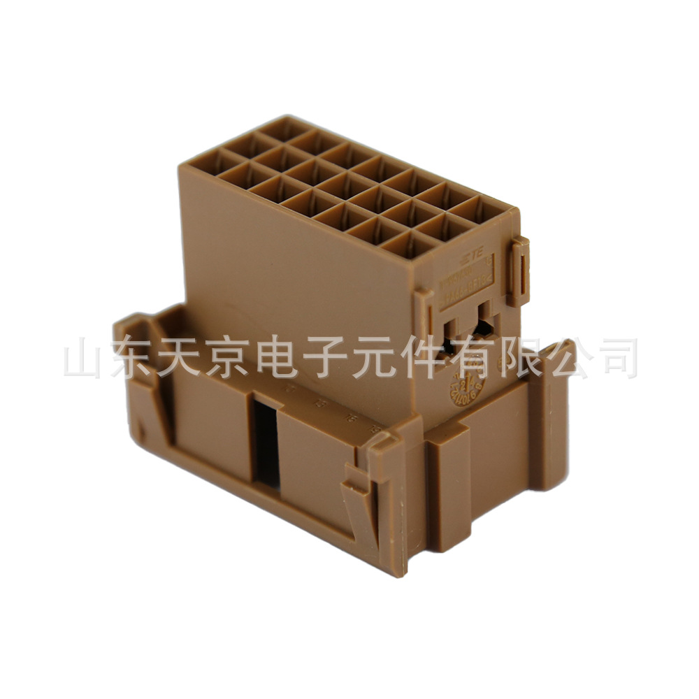 1-967630-1   TE/泰科 汽车连接器/接插件