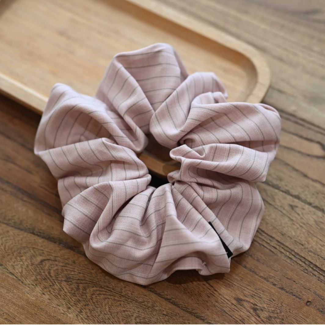 Women's High-end Fabric Scrunchie, Versatile And Heavy-duty Accessory, Large Elastic Hair Tie_voghion.com