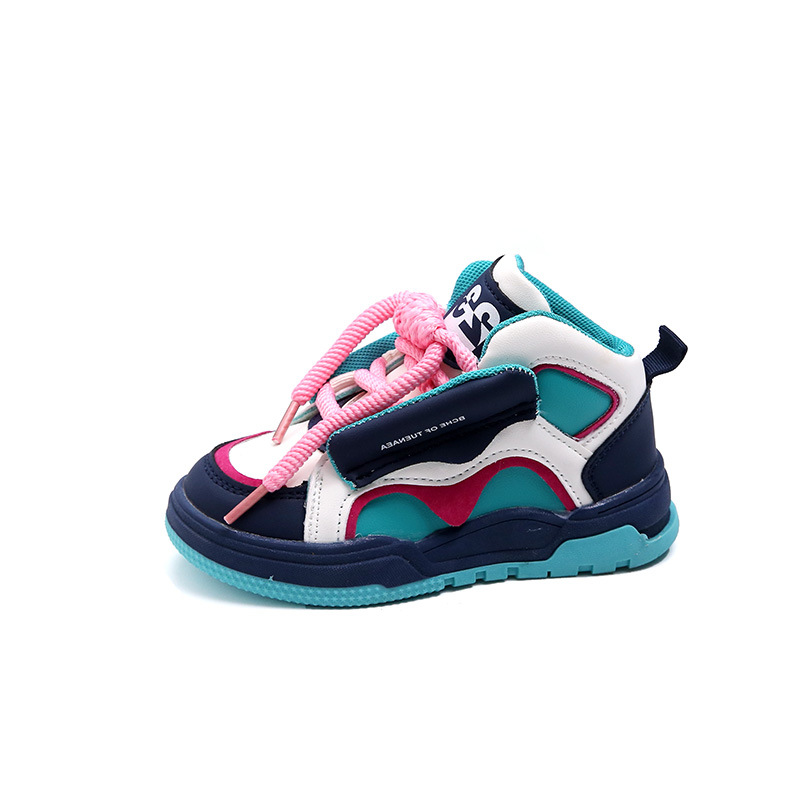 Tjejer, sporter, hösten 2023, nya friterade gatubarnsbröd, dopaminpojkar, högtopp_voghion.com