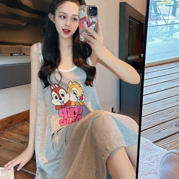 Gray suspender squirrel skirt