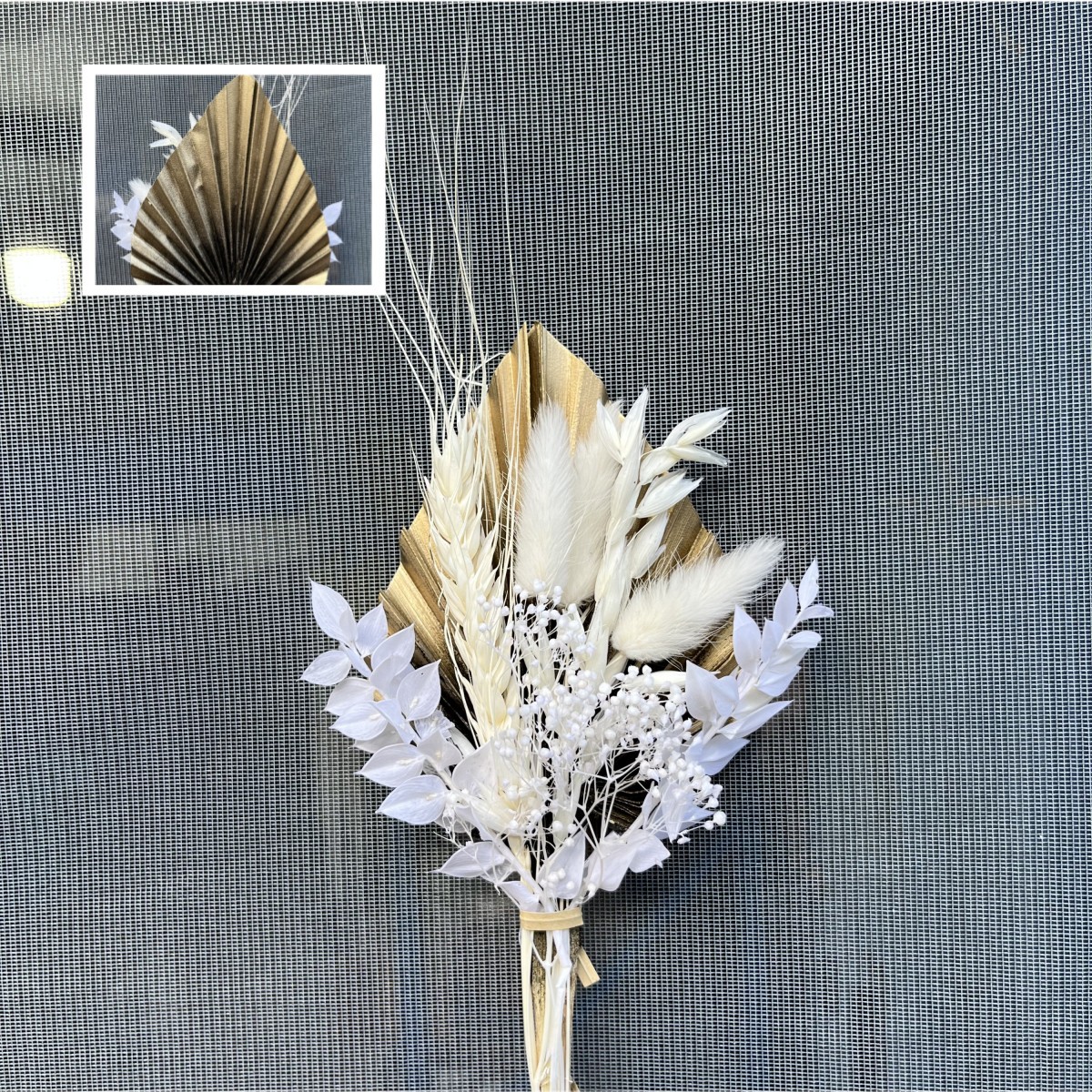 블랙 골드 풍부한 잎