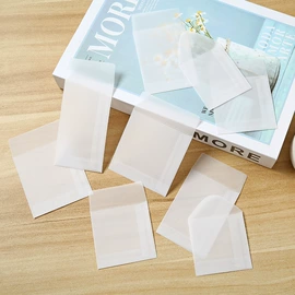 纸袋;吊粒、吊牌;不干胶标签