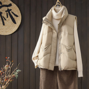 Fashion Down Vest Women's Winter 2024 New Fashion Western Style Loose White Duck Down Bread Suit Vest Jacket