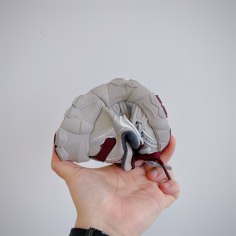 2024 Herbst neue leichte bequeme Sportlaufschuhe für Kinder, koreanische Version modisch und trendy_voghion.com