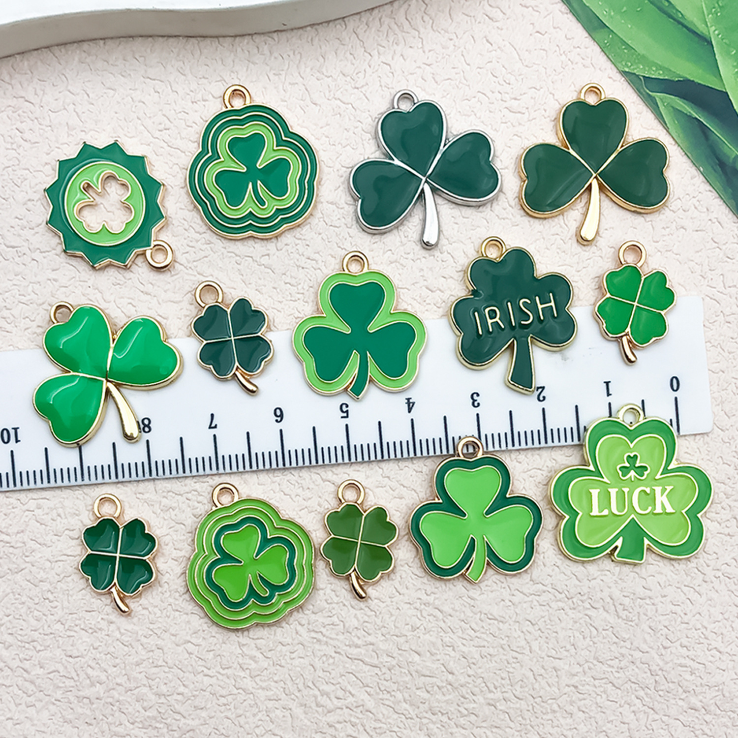 Irish clover DIY jewelry accessories, clover hats, Beer festival necklaces, pendants, keychains, small pendants pic 10