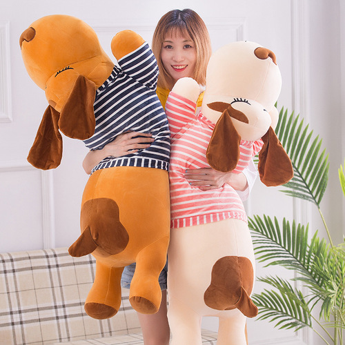 Down-filled plush toy with a sleepy pug design, suitable for girls to hug or use as a leg warmer pillow.