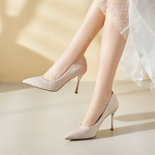 华耐高跟鞋2024年秋季新款纯色细跟新娘鞋女婚鞋尖头时尚浅口单鞋