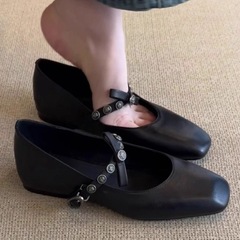 超柔らかい羊の皮のフランスの靴の女性の平底の蝶結びの浅い口のバレエの靴の小さい方の頭の復古のメアリー珍の靴