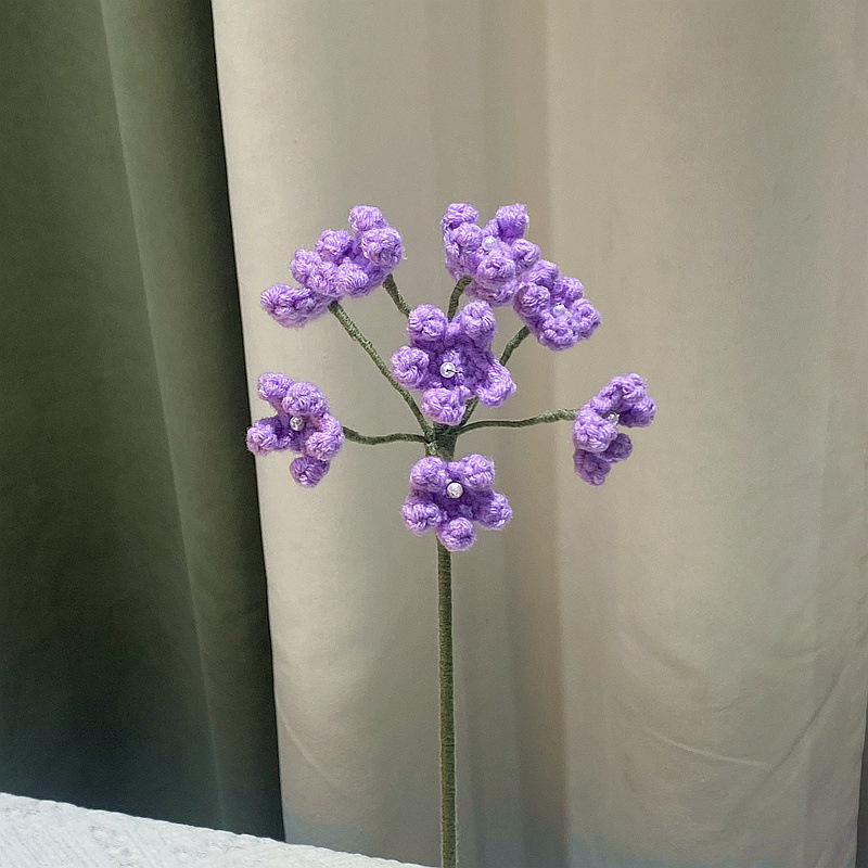 完成した手織りバラ、スズラン、ヒマワリ、造花、ウールニットブーケ、花飾り、ギフト|undefined
