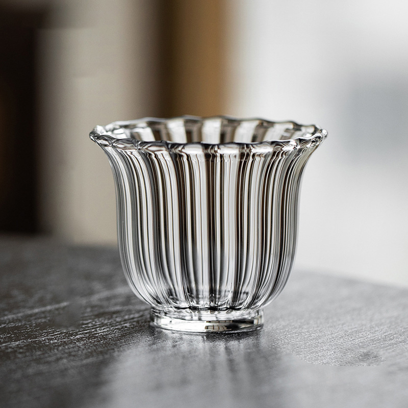 Glass petal tea cup thickened kung fu tea cup single Japanese household small master cup tea art tea ceremony cup