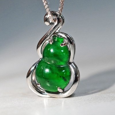 铂金PT950翡翠葫芦吊坠锁骨链单坠女寓意福禄|ms
