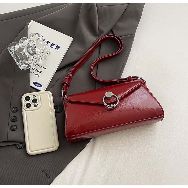 Die beliebte kleine quadratische High-End-Mode-Sticktasche aus Ölwachsleder dieses Jahres, einfache Umhängetasche mit einer Schulter_voghion.com