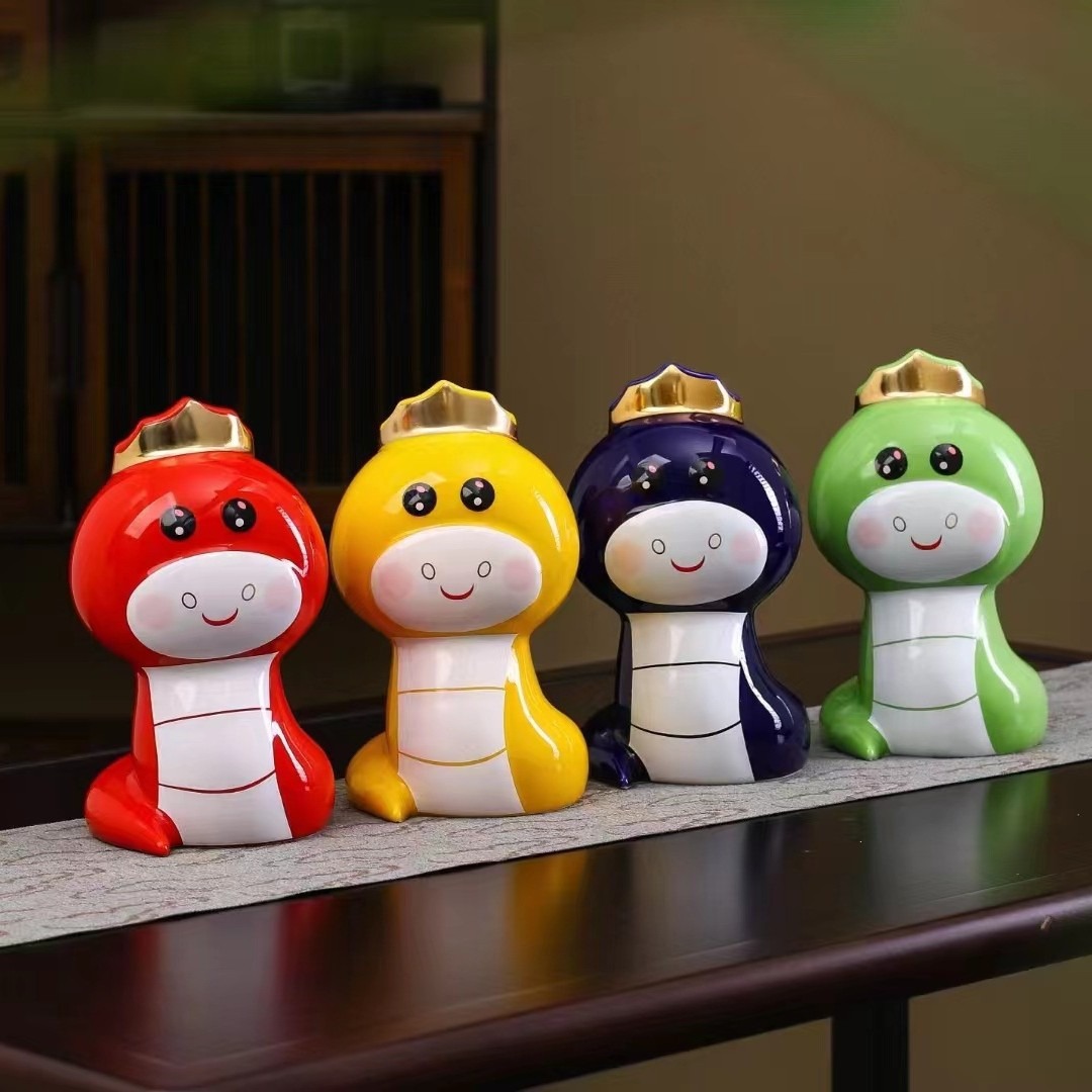 景德镇陶瓷酒瓶厂家现货创意摆件灵蛇祥瑞生肖新款家用密封酒具厂