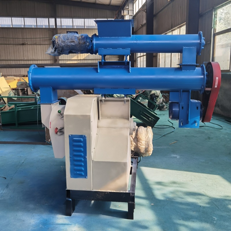 养蛋鸡饲料颗粒机 玉米小麦麸皮饲料颗粒机 齿轮箱传动环模颗粒机