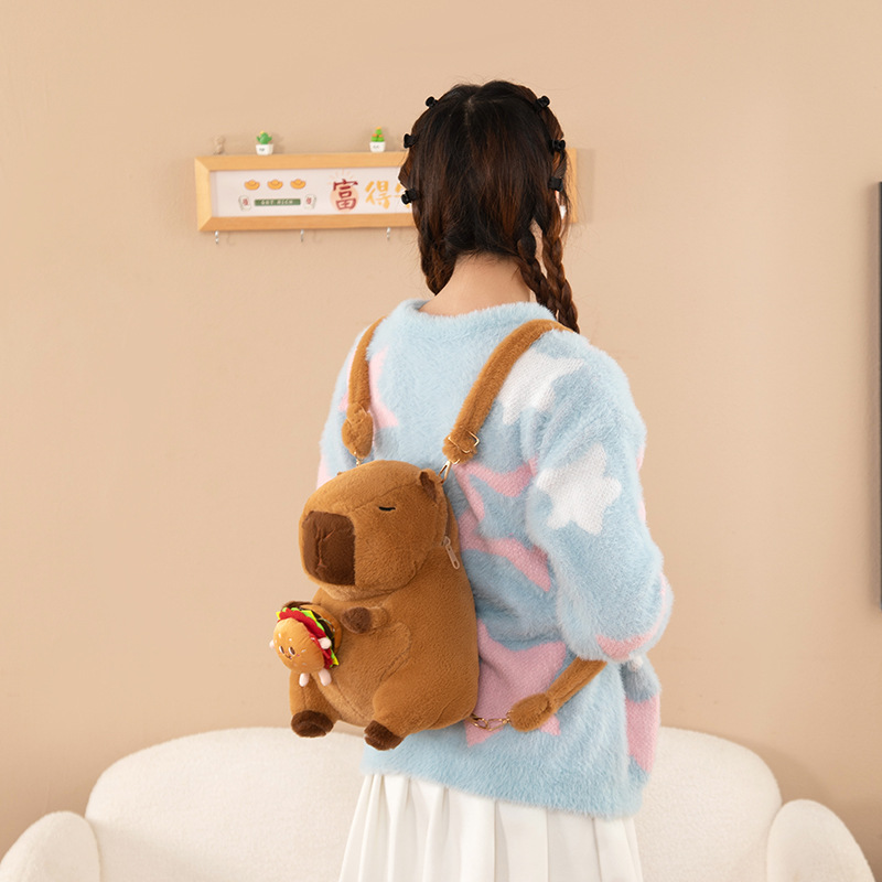 Nueva mochila Picabara Peluche Doll Cute Kids Bag Creative Capibara Doll Cartoon Backpack al por mayor