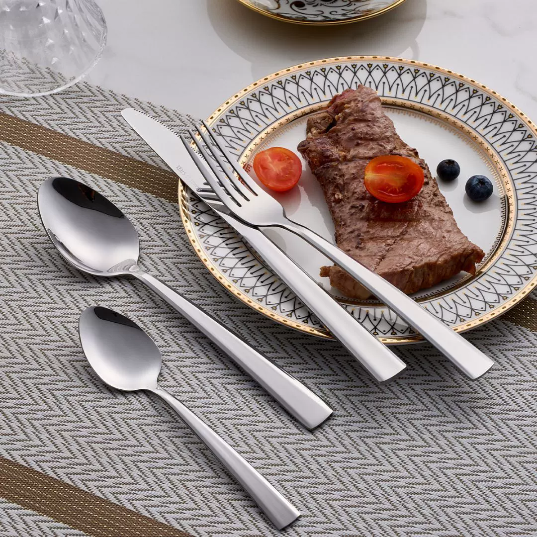 优选跨境亚马逊不锈钢餐具套装酒店西餐牛排刀叉勺批发16/24pcs