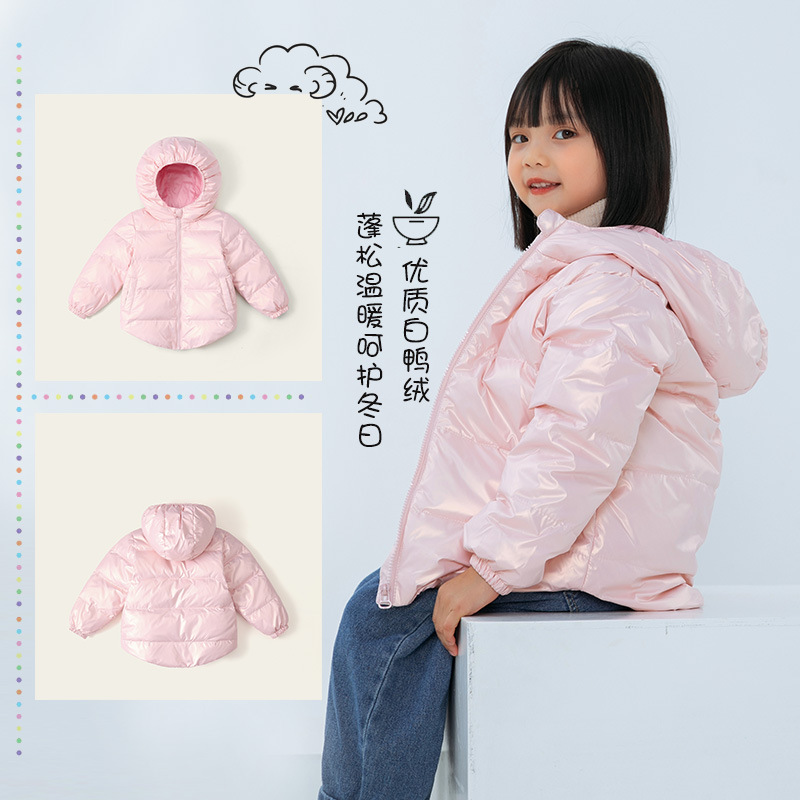 Invierno nuevo pequeño y mediano niños y niñas con capucha color sólido abajo chaqueta pato blanco abajo acolchado