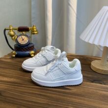 2026春季新款童鞋男童软底舒适运动休闲鞋韩版洋气百搭女童小白鞋