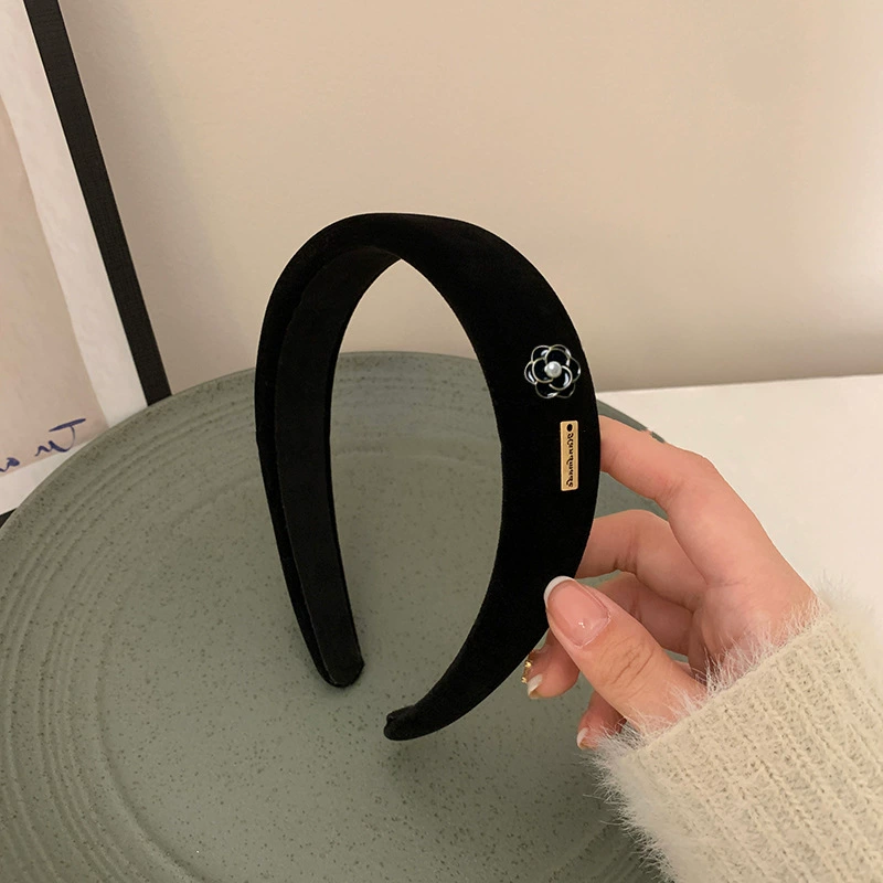 Ретро-ободок для волос, бархатная повязка в стиле Chanel с цветочным акцентом, ширина 1.5–3 см