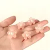 Pearl model pink