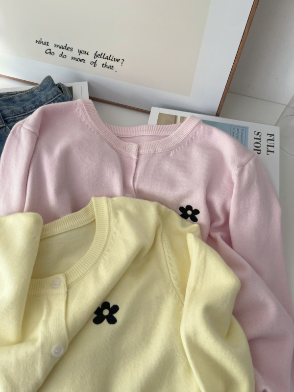 刺繍カーディガンレディース薄手新作秋冬韓国風ラウンドネックニットトップショートジャケット初秋日焼け止め服6027|undefined
