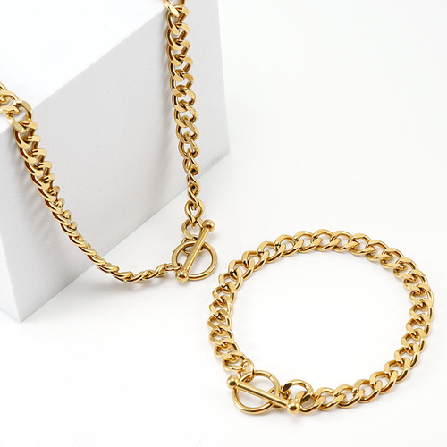 European and American stainless steel OT buckle Cuban chain men's versatile bracelet necklace 18K gold jewelry chain finished chain wholesale