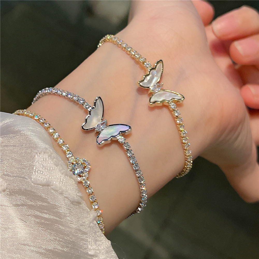 Simple Style Butterfly Copper Inlay Shell Zircon Bracelets display picture 2