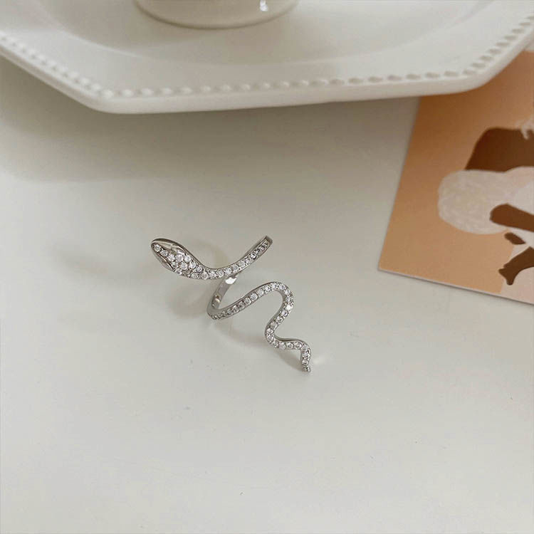 90ADD7211132B4AC63DC3B5E805382