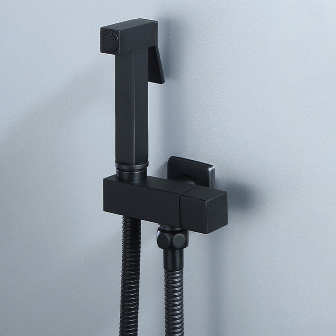 Traje cuadrado de cobre PISTOLA DE PULVERIZACIÓN de refuerzo Válvula de ángulo de inodoro con boquilla Traje limpiador de mujer de mano frío único transfronterizo