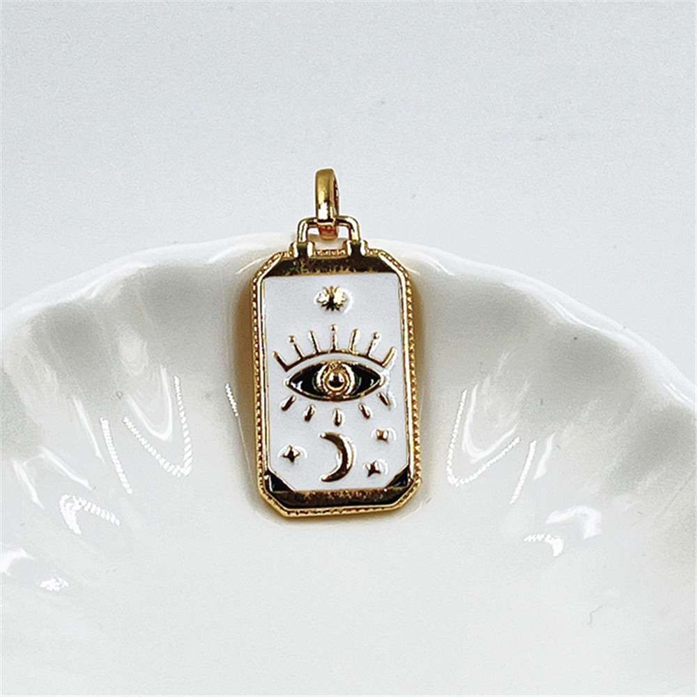 Europea y americana moda goteo tarot colgante Palm Devil's Eye medusas hip hop punk original cobre color-preservación galvanoplastia