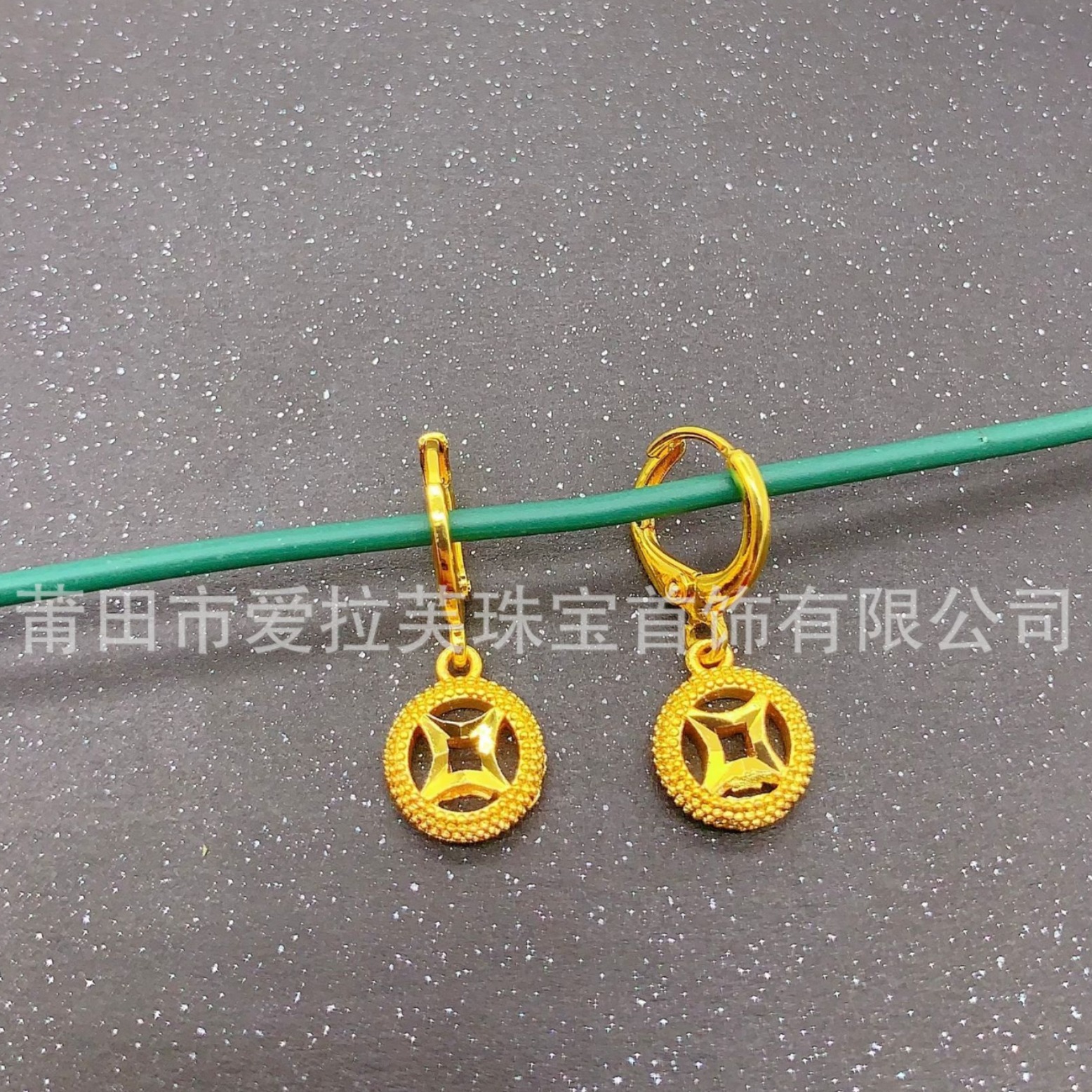 Brass gold-plated Snowflake crown five-pointed star love women's dolphin earrings factory direct wholesale delivery